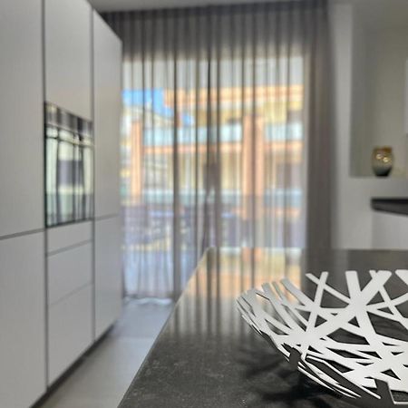 Modern And Spacious Appartement With Beach View. Gallipoli Exterior foto